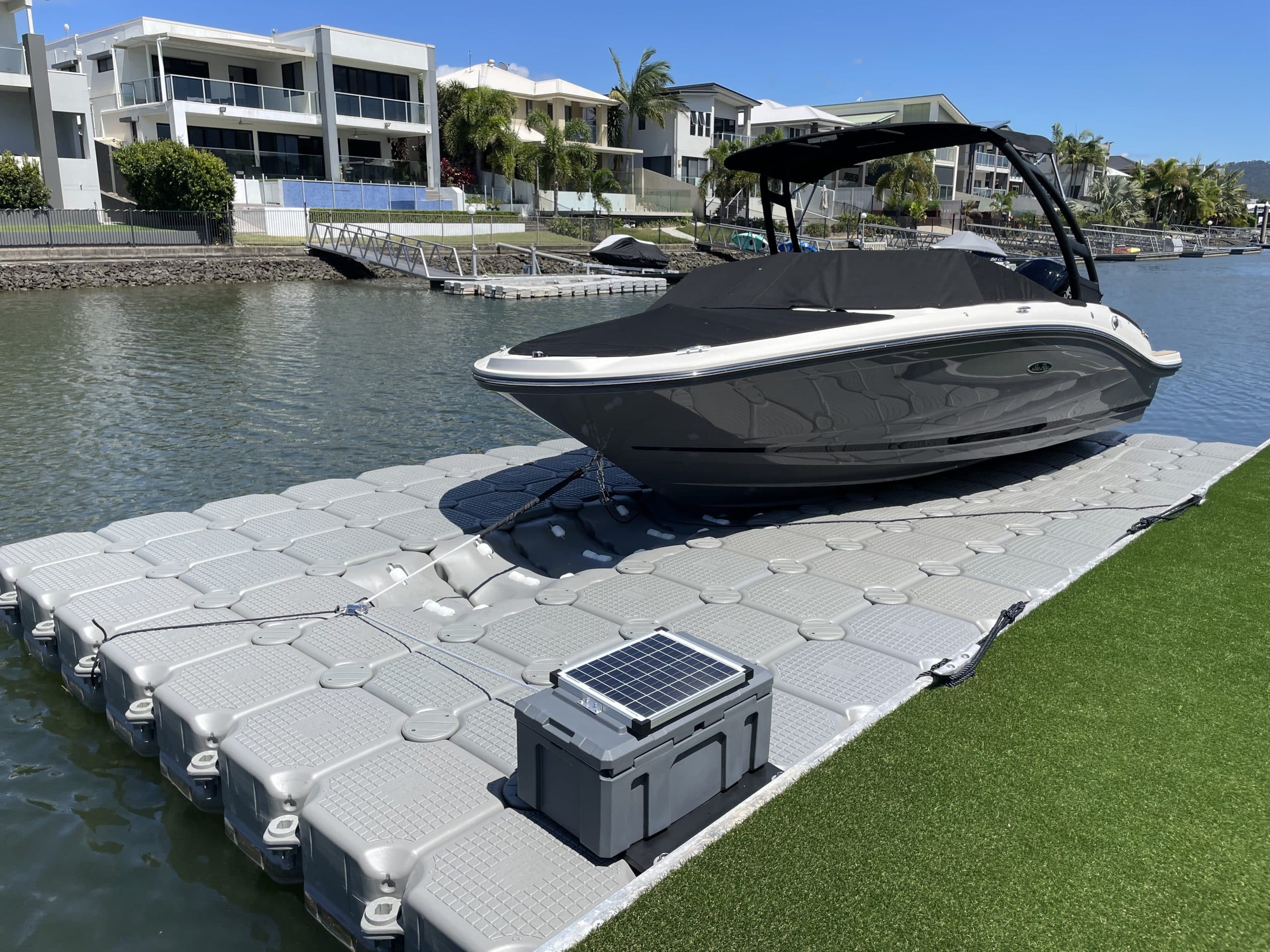 DOCKPRO Floatbricks Floating Walkway Boat Docks 3 scaled