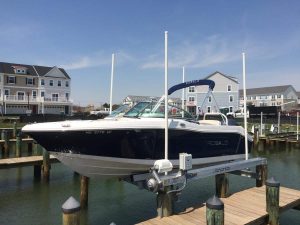 DOCKPRO - Four Post Boatlift - Golden Boat Lifts 2