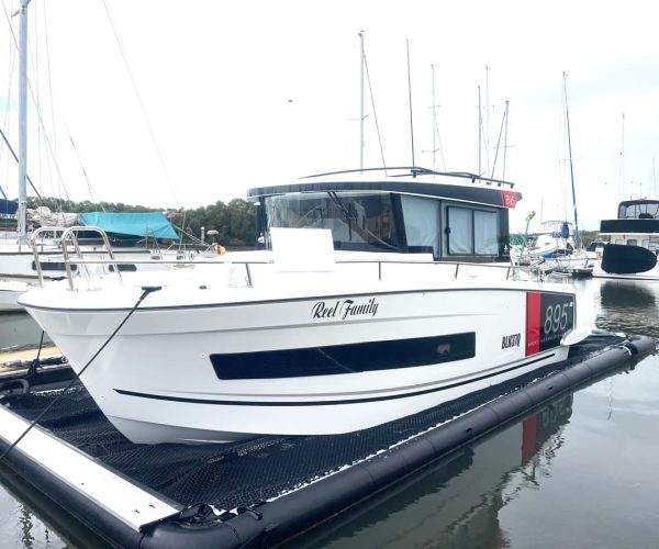 SeaPen - Product - Dry Docking - Dock Pro