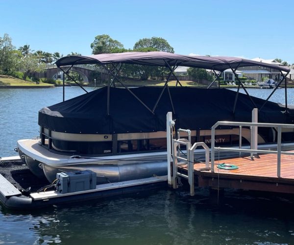 SeaPen - Product - Dry Docking - Dock Pro